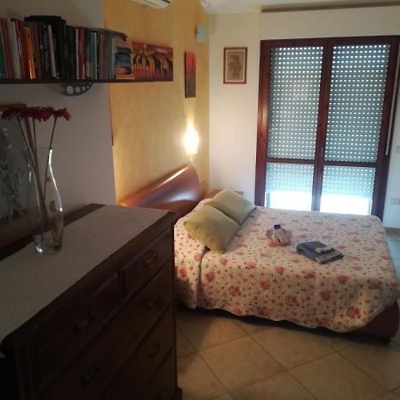 La Casa Di Eledo Villa La Maddalena  Bagian luar foto